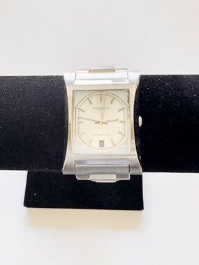 Kenneth Cole Square Minimalist Watch 33mm Quartz Date Silver Tone Running